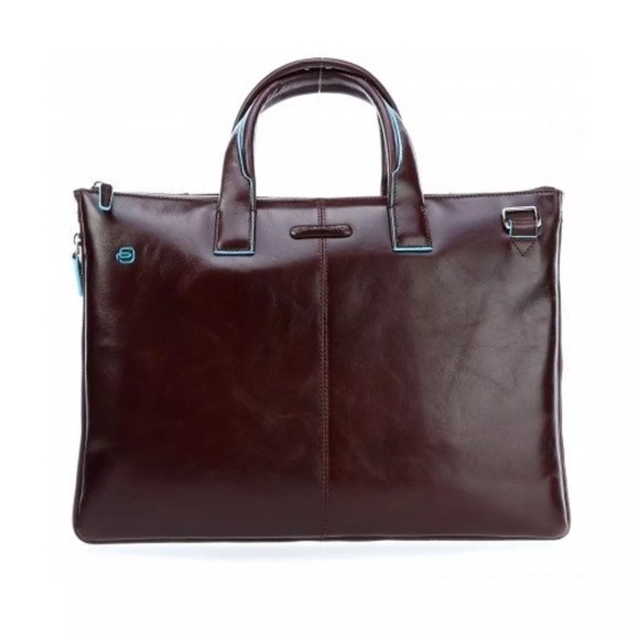 Piquadro Blue Square - Schmale, erweiterbare Laptoptasche in Mahagoni