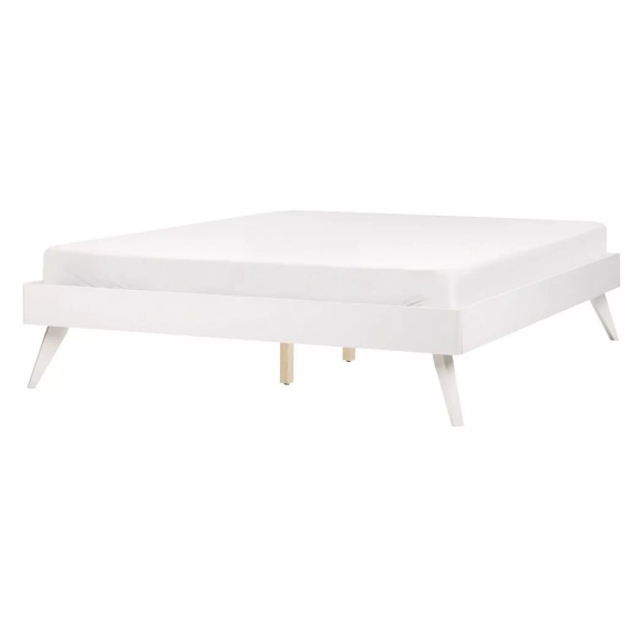 Bett mit Lattenrost aus MDF-Platte Retro BERRIC Bett mit Lattenrost aus MDF-Platte Retro BERRIC