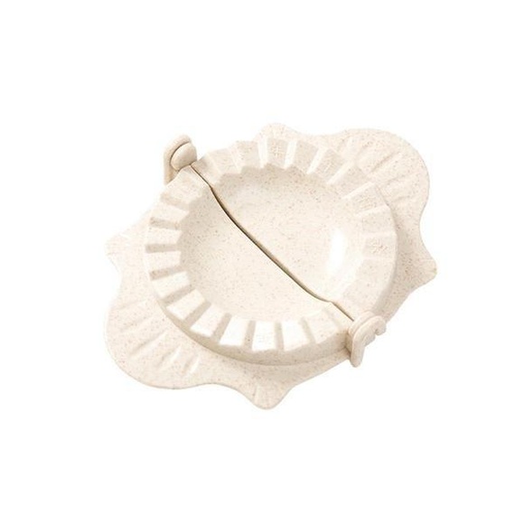 Form für Knödel und Piroggen Form für Knödel und Piroggen