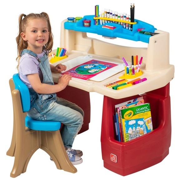 Step 2 Deluxe Mal- und Spieltisch