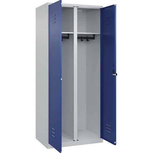 C+P Schwarz-Weiß-Spind Classic PLUS, 1 Abteil, lichtgrau / enzianblau, HxB 1850 x 800 mm, mit Bodengleitern, Drehriegel