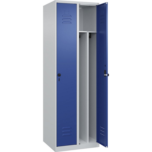 C+P Spind Classic PLUS, 2 Abteile, lichtgrau / enzianblau, B 600 mm, mit Bodengleitern, Drehriegel, Trennwand mittig