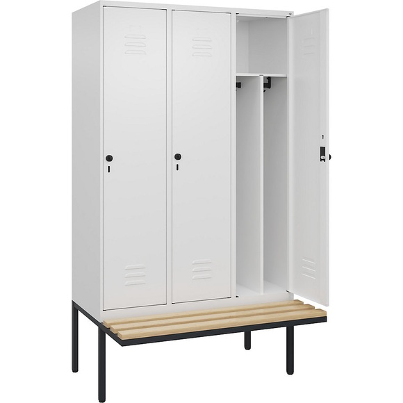 C+P Spind Classic PLUS Sitzbank, 3 Abteile, mittig, verkehrsweiß, B 1200 mm, Sicherheits-Drehriegel, auskragend, Buche-Hartholz