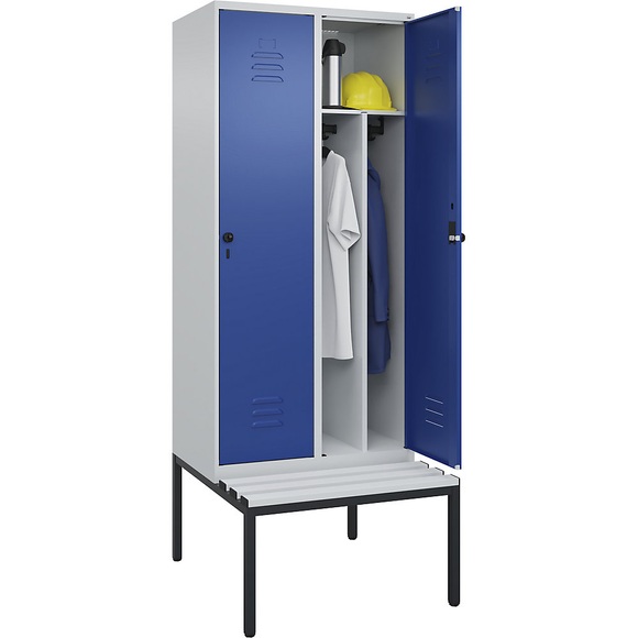C+P Spind Classic PLUS Sitzbank, 2 Abteile, mittig, lichtgrau / enzianblau, B 800 mm, Sicherheits-Drehriegel, untergebaut, Kunststoff