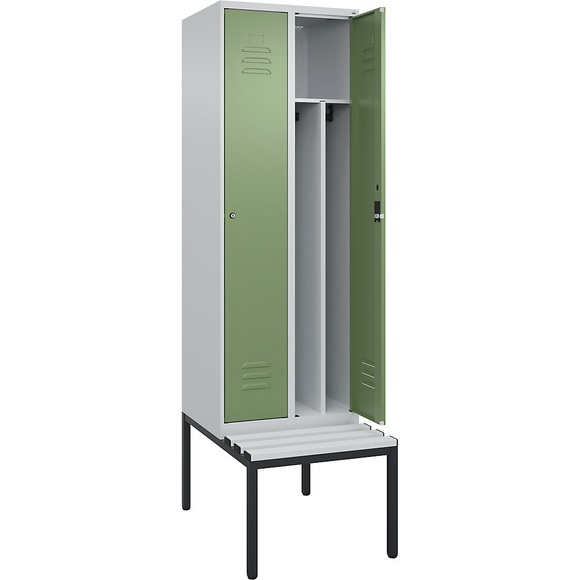 C+P Spind Classic PLUS Sitzbank, 2 Abteile, mittig, lichtgrau / resedagrün, B 600 mm, Zylinderschloss, untergebaut, Kunststoff