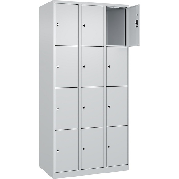 4er-Schließfachschrank Evolo PLUS, 3 Abteile, lichtgrau, B 900 mm, 12 Fächer, mit Bodengleitern, Zylinderschloss