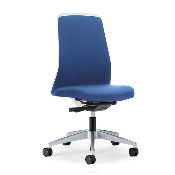 interstuhl Operator-Drehstuhl EVERY, Chillback-Rückenlehne weiß Gestell brillantsilber, mit harten Rollen enzianblau, Sitztiefe 410 - 470 mm