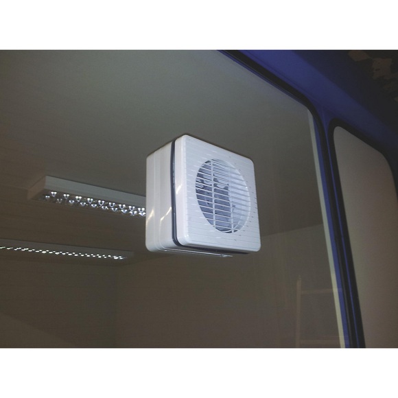 Fenster-Ventilator zu Mehrzweckhaus 150 m³/h entlüftend