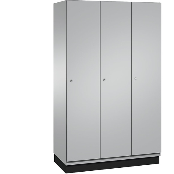 CP CAMBIO Garderobenschrank mit Stahlblech-Türen 3 Abteile, Breite 1200 mm Korpus weißaluminium / Tür weißaluminium