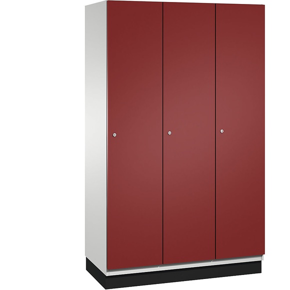 CP CAMBIO Garderobenschrank mit Stahlblech-Türen 3 Abteile, Breite 1200 mm Korpus lichtgrau / Tür rubinrot
