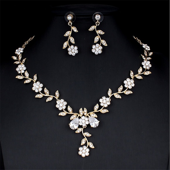 1 Set Brautschmuck-Sets For Damen Weiß Weihnachten Party Hochzeit Strass Aleación Gliederkette Tropfen Blume Botanisch / Geschenk / Verlobung Lightinthebox