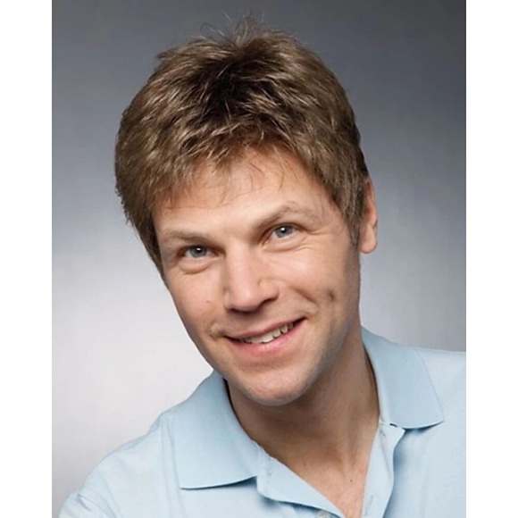 Synthetische Perücken Toupees Glatt Pixie-Schnitt Perücke Kurz Hellbraun Synthetische Haare 8 Zoll Herren Hitze Resistent Braun Haarvergnügen Lightinthebox