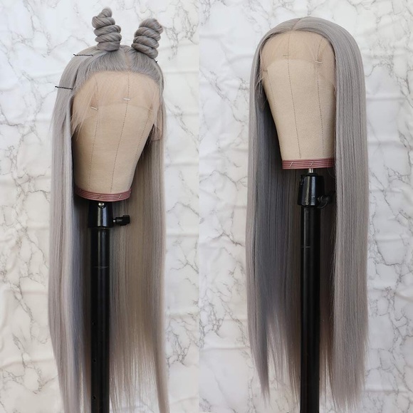 Synthetische Spitzeperücke Natürlich gerade Stil 22 Zoll Silber Mittelteil Tiefer Teil Lace Front Perücke Damen Perücke Silbergrau / Mittlerer Länge / Synthetische Haare Lightinthebox