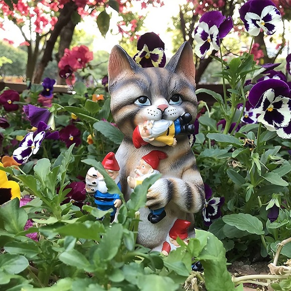 Gartenzwerg-Statue mit schelmischer Katze - beste Kunstdekoration für drinnen und draußen, zu Hause oder im Büro, Statue für Terrasse, Rasen, Hof, Dekoration, Einzugsgarten, Geschenk Lightinthebox