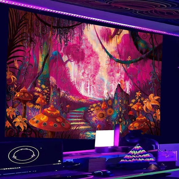 Psychedelischer Wald Schwarzlicht UV-reaktiver Wandteppich, Kunstdekor, Decke, Vorhang, zum Aufhängen, Zuhause, Schlafzimmer, Wohnzimmer, Dekoration, Polyester Lightinthebox