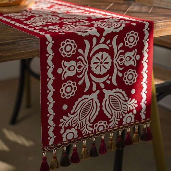 Roter Luxus-Tischläufer aus Jacquard-Stoff mit Quasten für Esszimmer-Kommode, Hochzeitsfeier-Dekorationen Lightinthebox