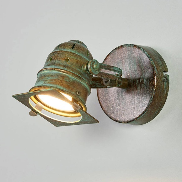 Strahler Janek mit LED-Lampe und Grünspanoptik
