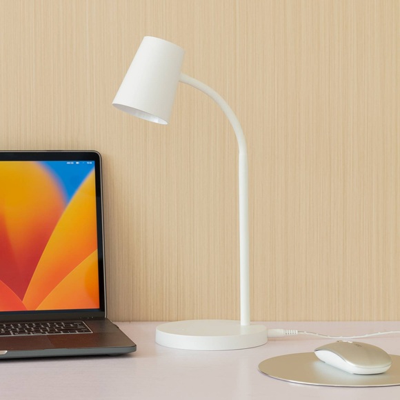 Lindby Ailina LED-Tischlampe, runder Fuß, weiß