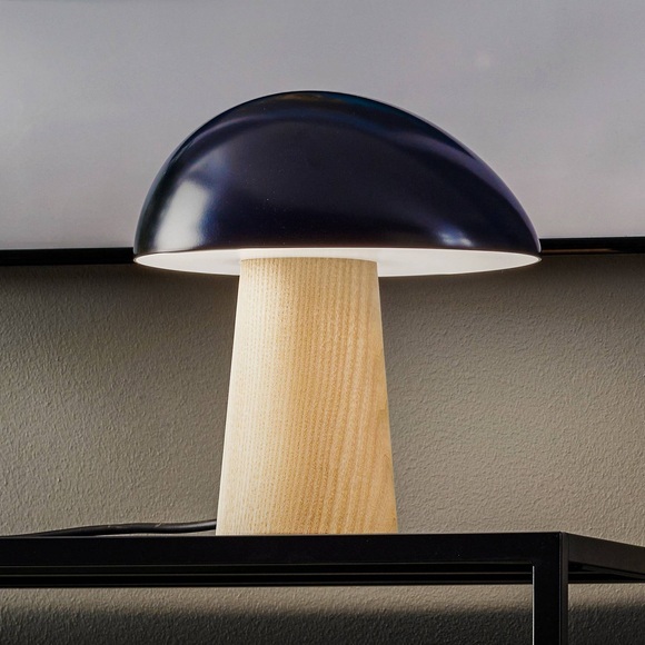 Fritz Hansen-Night Owl Tischleuchte, Midnight Blue/Ash Wood