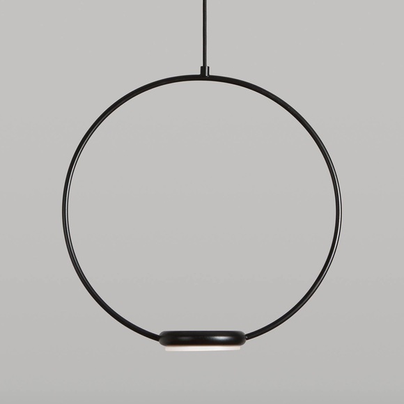 LED-Hängeleuchte Odigiotto in Schwarz