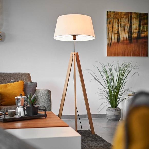 Textil-Stehleuchte Thea mit massivem Eichengestell