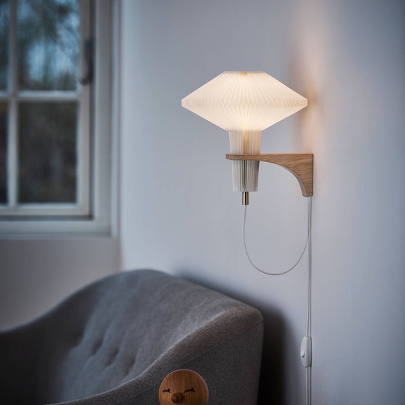 Le Klint-Wall light 204, Light Oak