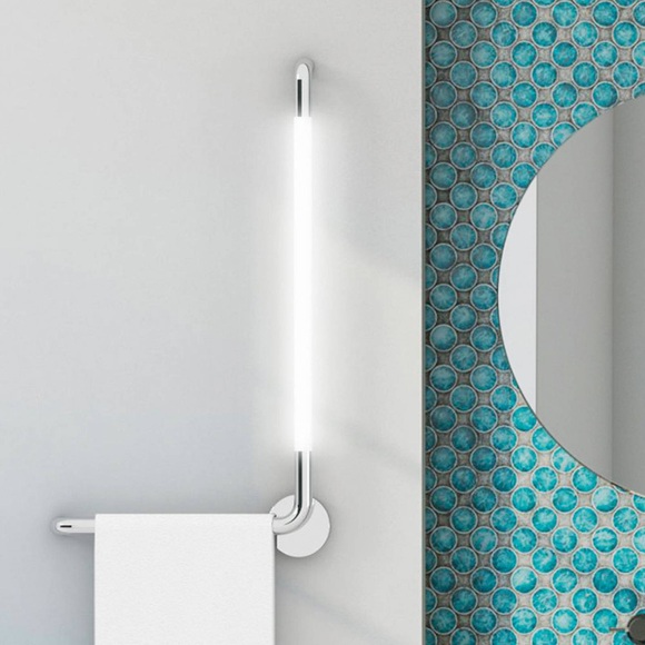 LED-Bad-Wandleuchte Tubus, Ausrichtung links