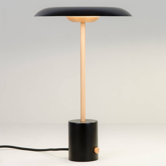 LED-Tischleuchte Hoshi mit Dimmer, schwarz-kupfer