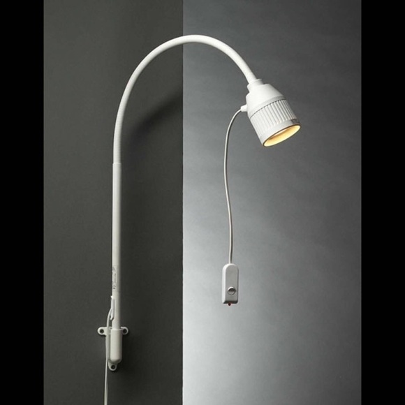 LED-Bettleseleuchte mit Flexarm und rotem Licht