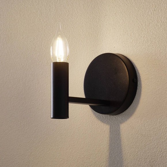 Wandleuchte Fokus aus Metall, schwarz