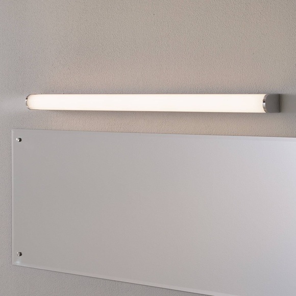 Helestra Ponto LED-Wandleuchte IP44 90cm