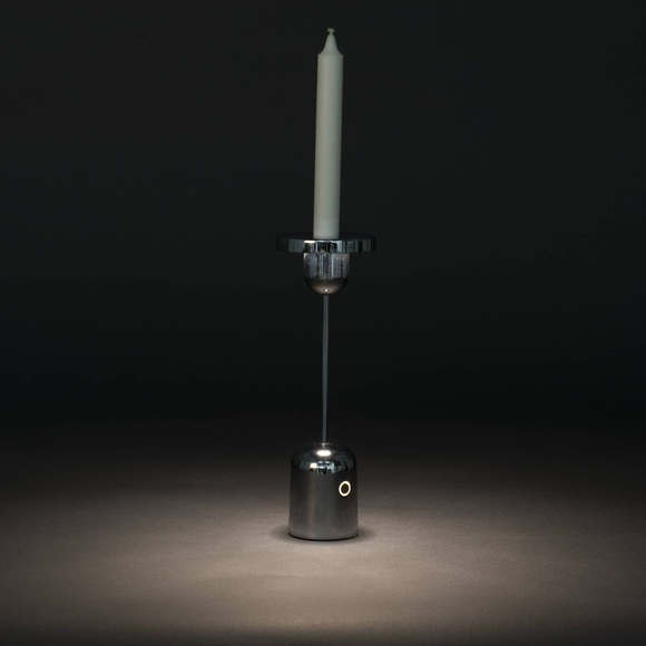 LED-Akku-Tischlampe Cassis, silberfarben, Alu, IP54, CCT