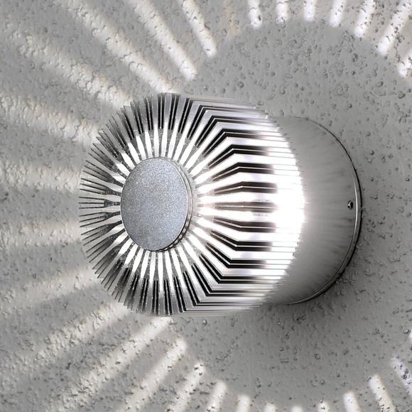 LED-Außenwandlampe Monza Strahlen rund silber 9cm