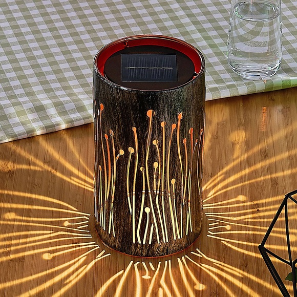 Lindby Tamol LED-Solarleuchte mit Muster
