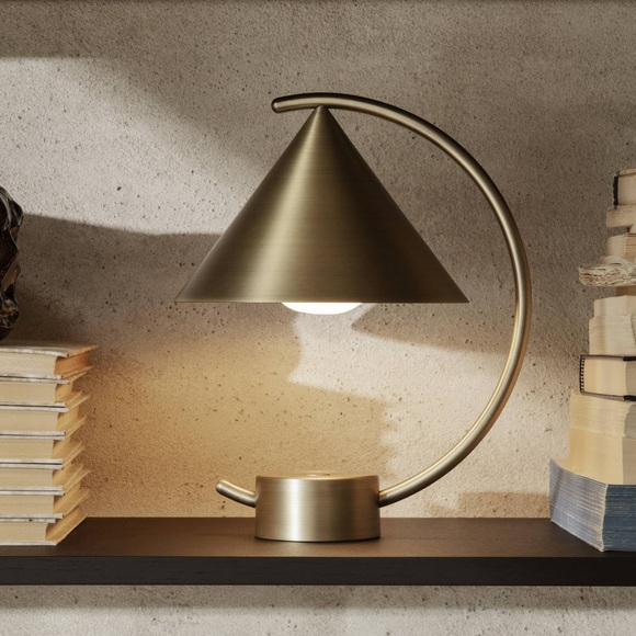 Meridian LED Lampe ohne Kabel / Metall - H 26 cm - Ferm Living beige en metall
