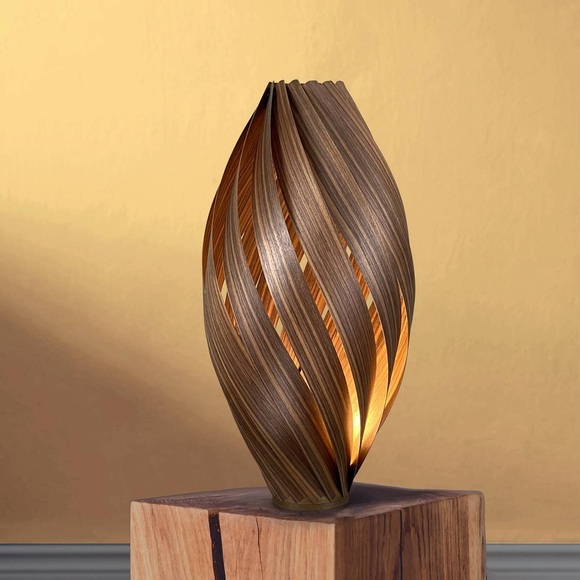 Tischlampe Ardere, Nussbaum, Höhe 60 cm
