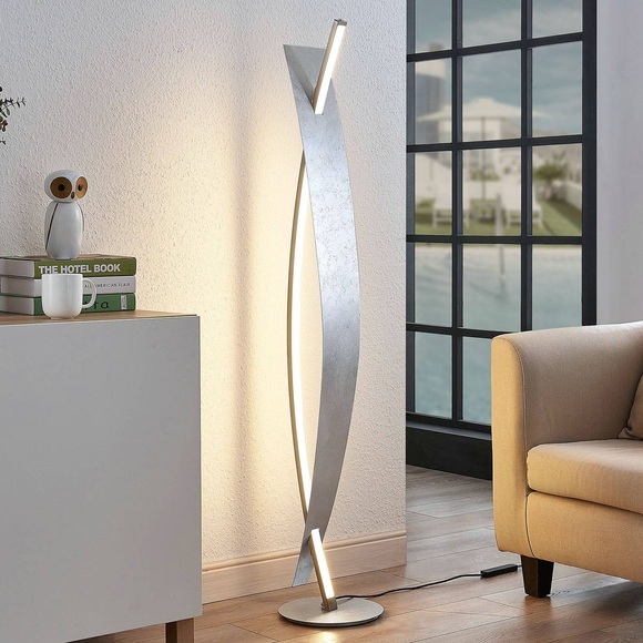 LED-Stehleuchte Marija in edler Silber-Optik