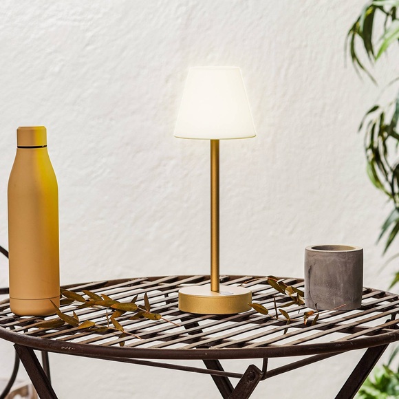 Lola Slim30 brass Outdoor-Tischleuchte Newgarden