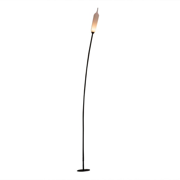 Karman Nilo LED-Erdspießleuchte, Höhe 150 cm