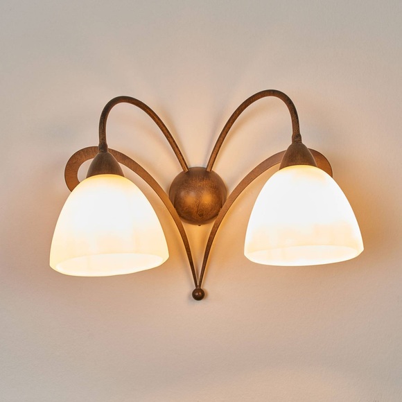 Wandlampe Luca im Landhausstil, zweiflammig