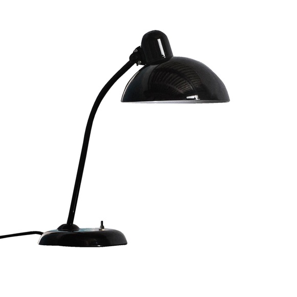 Fritz Hansen-Kaiser Idell 6556-T Tischleuchte, Schwarz