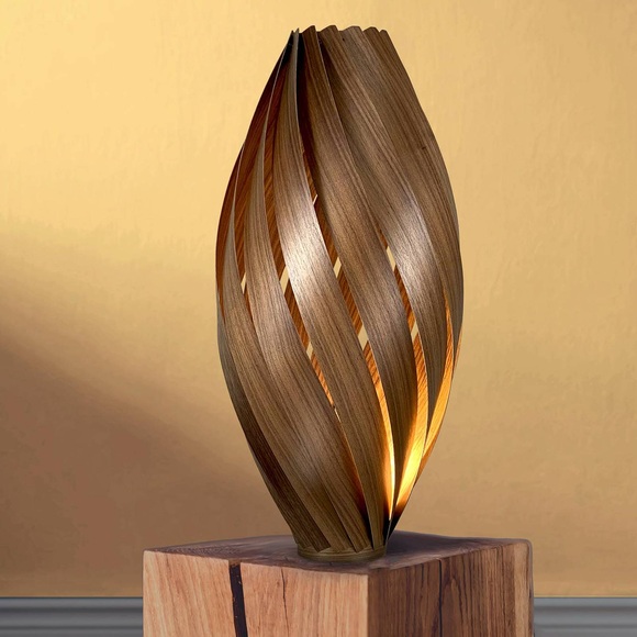 Stehlampe Ardere, Nussbaum, Höhe 70 cm