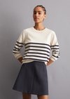 Gestreifter Strickpullover regular