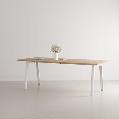 New Modern rechteckiger Tisch / 220 x 95 cm - Chêne éco-certifié / 10 à 12 personnes - TIPTOE weiß en metall/holz