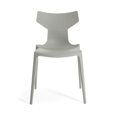 Re-Chair Stapelbarer Stuhl / Recyceltes Material - Kartell grau en plastikmaterial