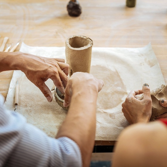 Gemeinsam töpfern: Ein privater Keramikkurs für 2 Personen in Zürich
