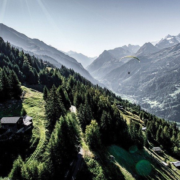 Paragliding-herausforderung: 1 X 20-minütiger Flug Für 2 Personen In Verbier, Schweiz - Geschenkbox Unisex