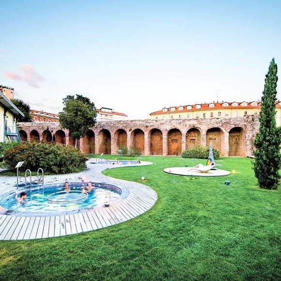 Wellness-tag Für 2 Personen Im Qc Terme Milano Mit Spa-kit Inklusive - Geschenkbox Unisex