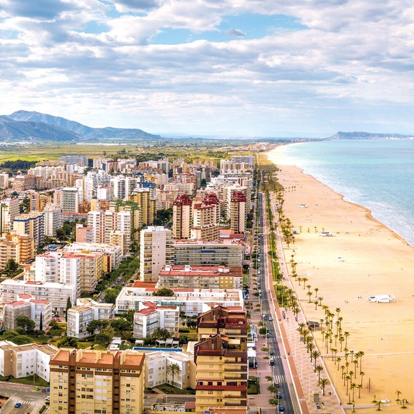 Erholsamer Kurzurlaub In Spanien: 2 Tage In 3* Und 4* Hotels Mit Frühstück Und Wellnesspause - Geschenkbox Unisex