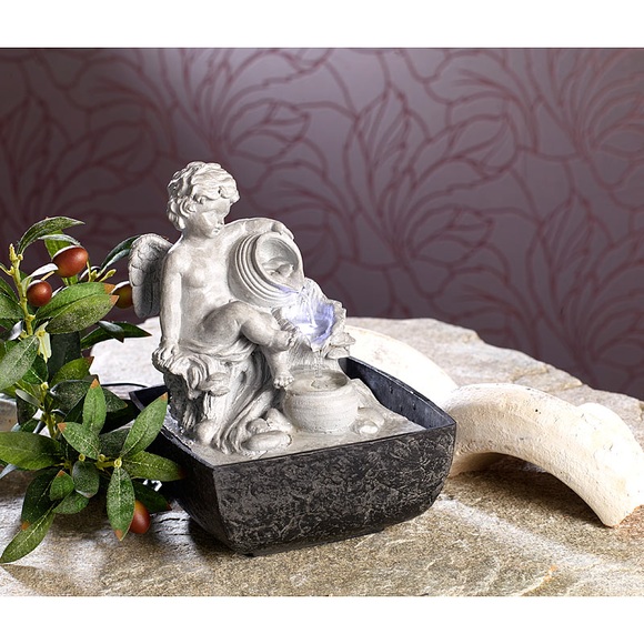 infactory Beleuchteter Zimmerbrunnen mit Engel